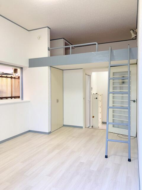 apartment 中里３丁目