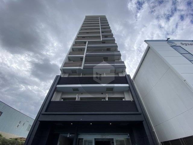 フォーリアライズ大阪ミッテの外観