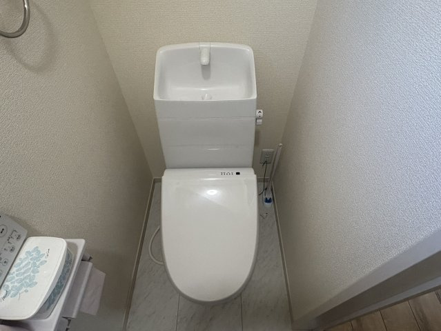 小野市黒川町　築浅中古住宅のトイレ