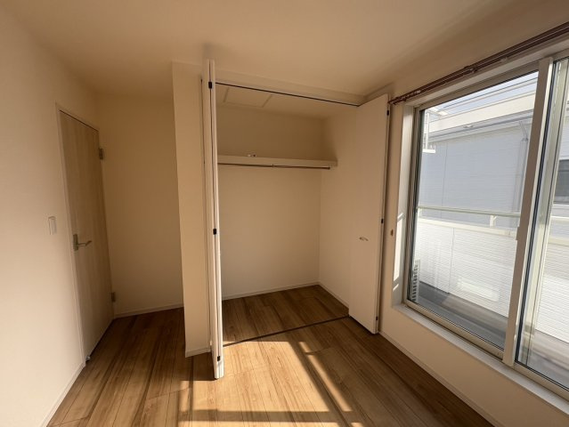 小野市黒川町　築浅中古住宅の収納