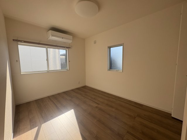 小野市黒川町　築浅中古住宅の子供部屋