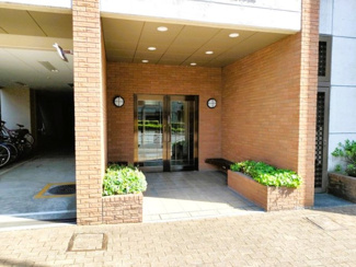 【エントランス】