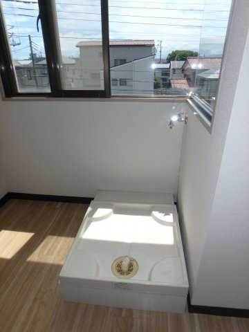 ココスi.ホールの内装|室内洗濯機置き場