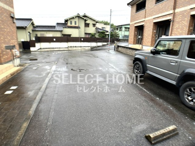 【駐車場】 | フォアサイトB | カースペースがあります