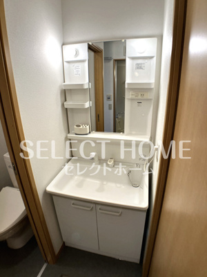 【独立洗面台】 | フォアサイトB | 朝の身支度には欠かせない独立洗面化粧台