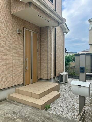 【エントランス】 | 磯部戸建(イソベコダテ)