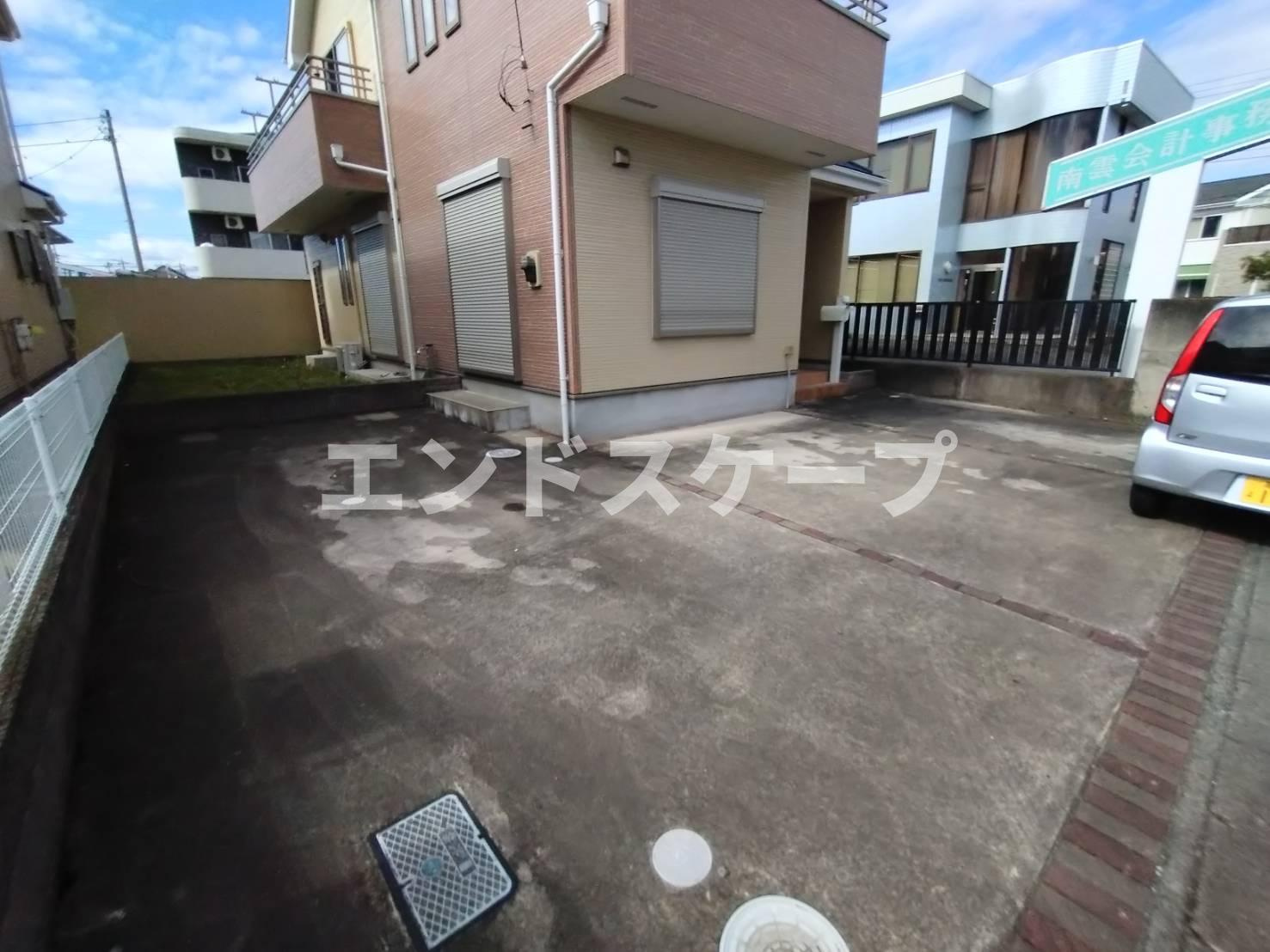 サン・ニコラIの駐車場|高崎、前橋のお部屋探しはエンドスケープまで！お客様の理想お聞かせ下さい♪