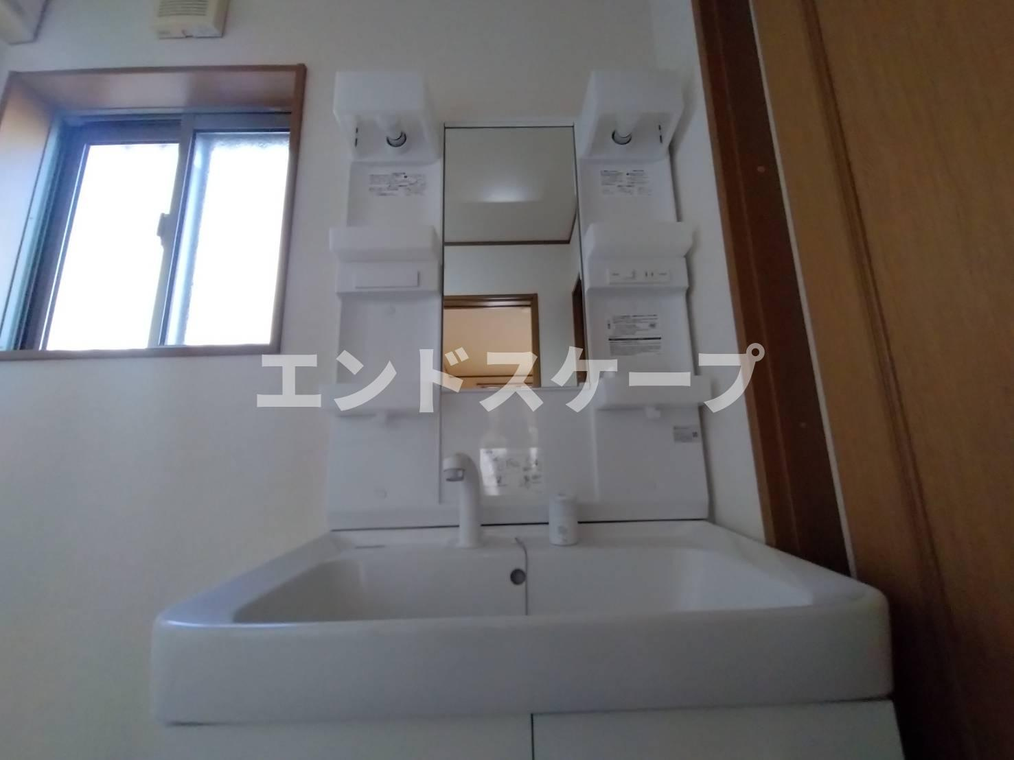 サン・ニコラIの洗面所|高崎、前橋のお部屋探しはエンドスケープまで！お客様の理想お聞かせ下さい♪