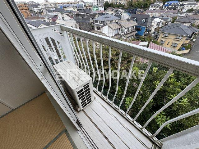 ヒルズつきみ野のバルコニー