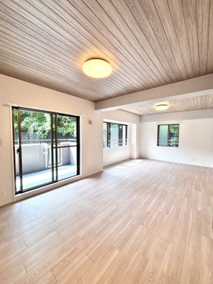 【居間・リビング】 | グランドメゾン箕面けやき坂