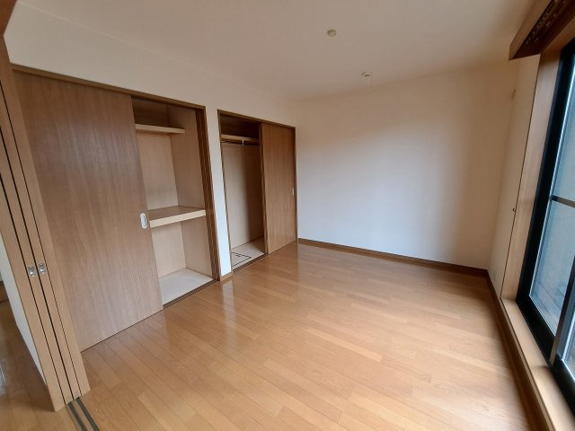 トリニティーコートの洋室