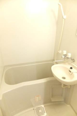 【浴室】 | フローラ | ☆バス・トイレ別です！