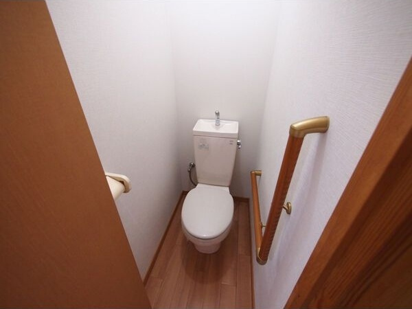 重美荘のトイレ