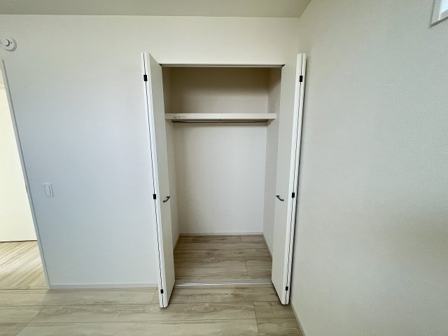 【収納】 | 福岡市西区小戸3丁目4期　1号棟（全3棟）【仲介手数料無料・0円】 | 施工例。施工例は完成時と異なる場合があります。