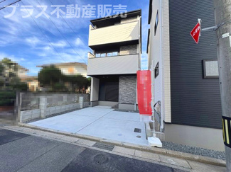 【外観】 | 現地写真。プラス不動産販売なら、現場の全ての棟をまとめてご見学頂けます。