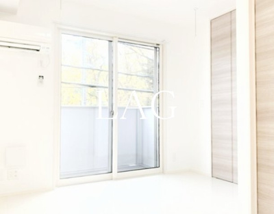 【居間・リビング】 | ＥＳＴＡＳＩＡ船橋日大前 | 洋室のお部屋です。