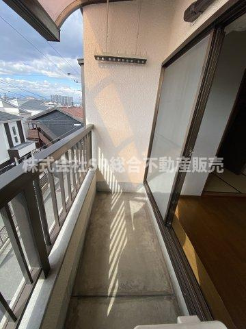 下六万寺町3丁目中古戸建のバルコニー|陽当たり良好で洗濯物が乾きやすいです！