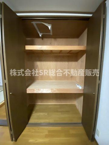 下六万寺町3丁目中古戸建の収納|大きなものも収納できそうです