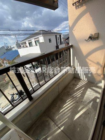 下六万寺町3丁目中古戸建のバルコニー|2面バルコニーです！