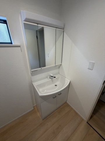 松本市南原　2号棟の脱衣所