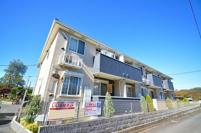 ティーズ・ガーデンBの外観