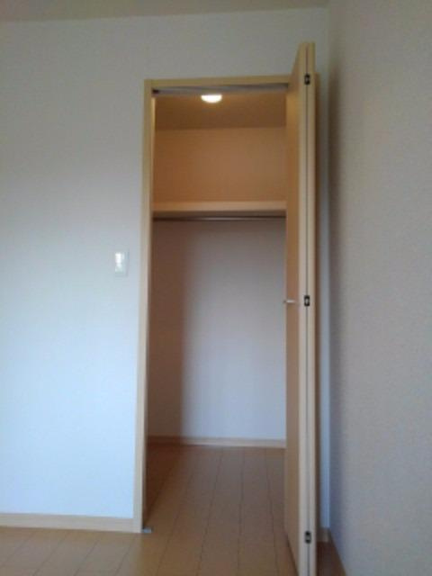 ティーズ・ガーデンBの収納