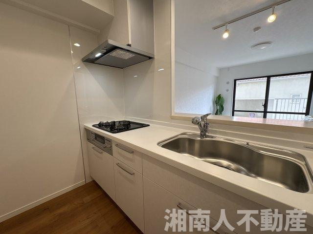 ベルパーク湘南茅ヶ崎C館のキッチン|お料理しやすいキッチンです