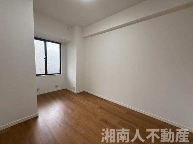 ベルパーク湘南茅ヶ崎C館の洋室|広々とした洋室です