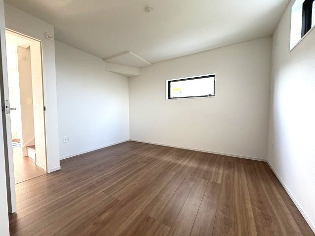 【寝室】 | 福岡市西区小戸3丁目4期　3号棟（全3棟）【仲介手数料無料・0円】 | 現地写真。