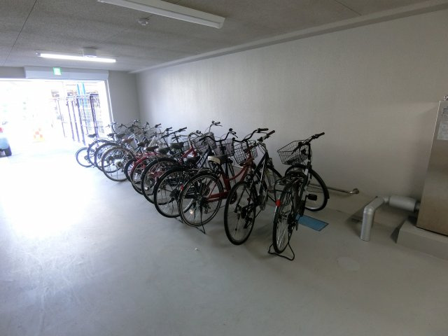 at.east（エイティ・イースト）のその他共用部分|駐輪場があります。