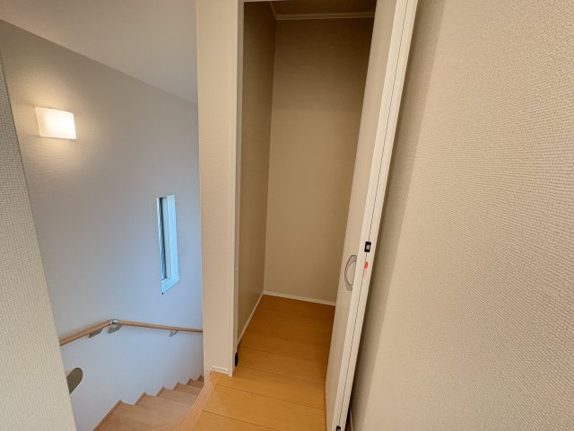 神戸市垂水区南多聞台３丁目新築戸建Ｃ号棟の収納