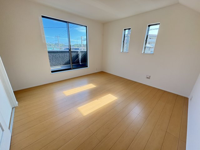 神戸市垂水区南多聞台３丁目新築戸建Ｃ号棟の洋室