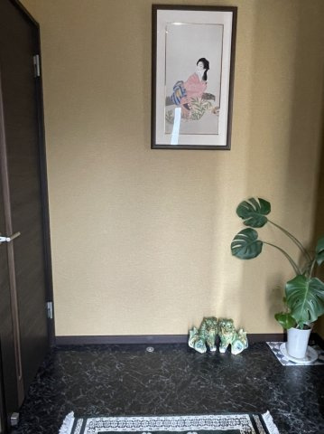 和歌山市楠見中・中古戸建・54445の玄関