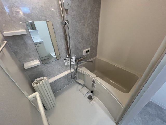 枚方ロイヤルマンションの浴室|■清潔感のあるお風呂はテンション上がりますね♪♪