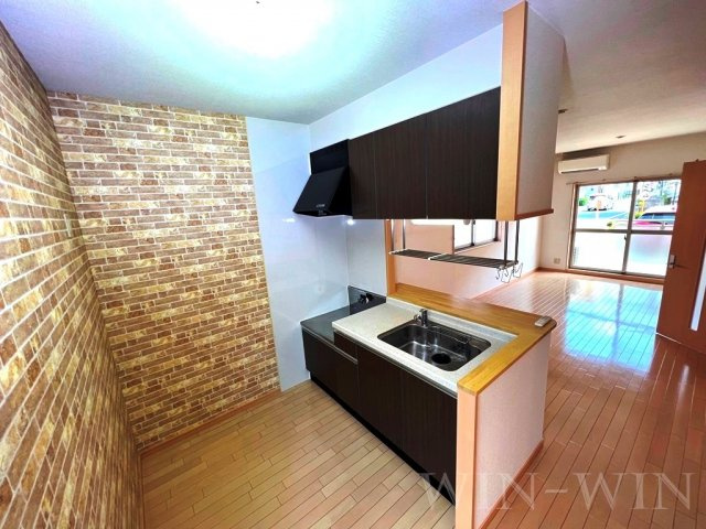 ウィズダムハウス Ⅲのキッチン|イメージ（同建物内別部屋の写真です）