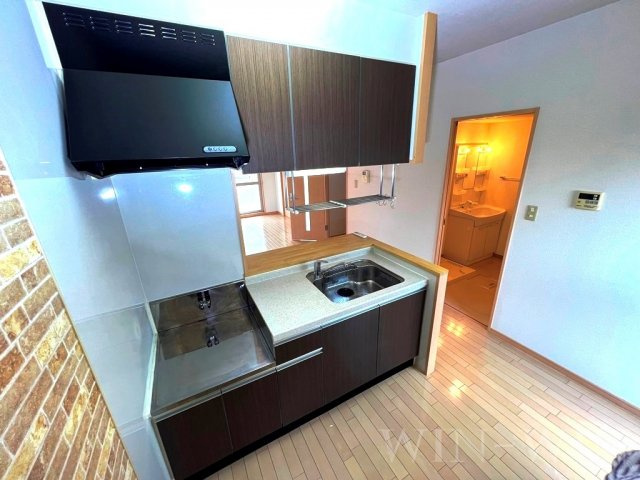 ウィズダムハウス Ⅲのキッチン|イメージ（同建物内別部屋の写真です）