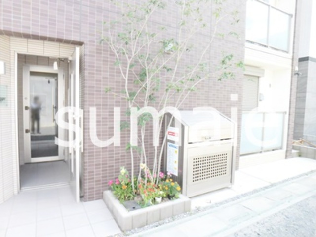 ヴィラージュのエントランス|エントランス☆