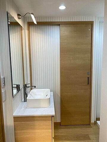 パラスト明大前の洗面所