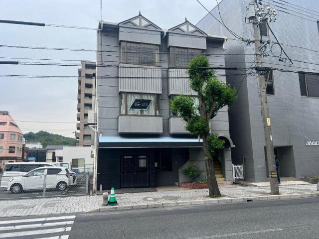 新南陽駅前店舗