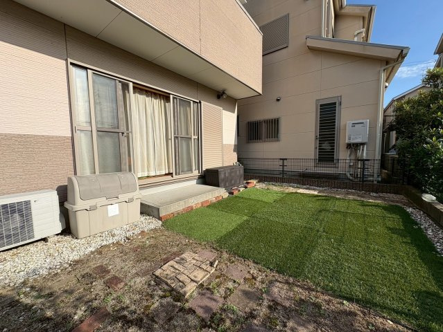 深井東町　戸建の庭