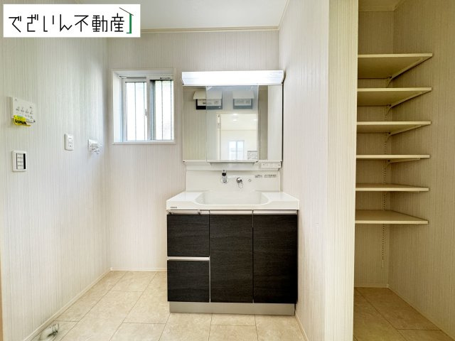 【独立洗面台】 | 深谷市天神町　新築住宅 | ≪2号棟≫
現地(2025年10月撮影)