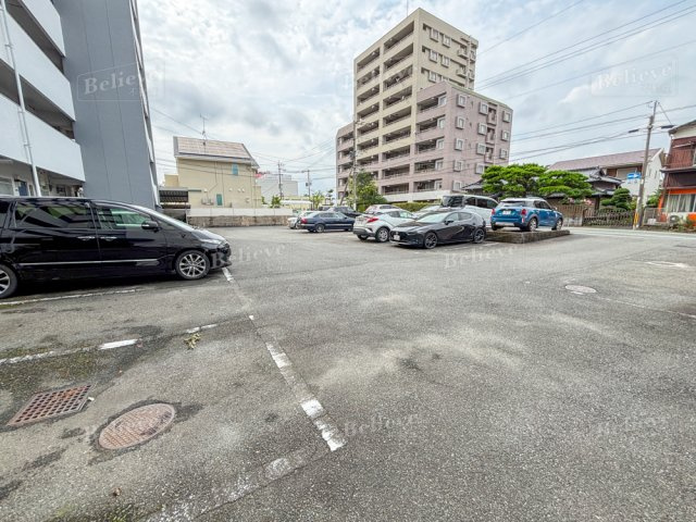 グランカーサ清蘭の駐車場|駐車スペースもあります♪