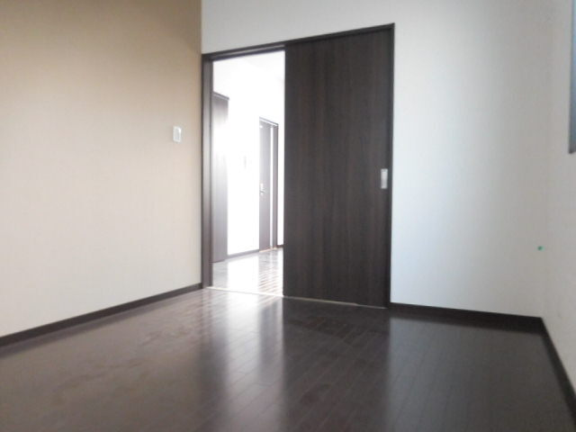 プリッ2初芝Ⅱの洋室