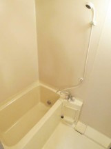 【浴室】 | フェリックフォーラム | 追い焚き機能付きバス。