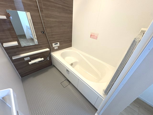 【浴室】 | 福岡市南区弥永2丁目3期　1号棟（全2棟）【仲介手数料無料・0円】 | 現地写真。浴室です。