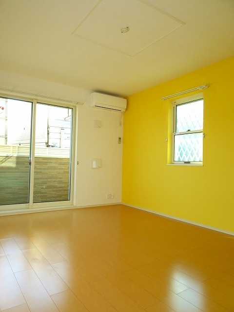 オーベルジーヌの居間・リビング