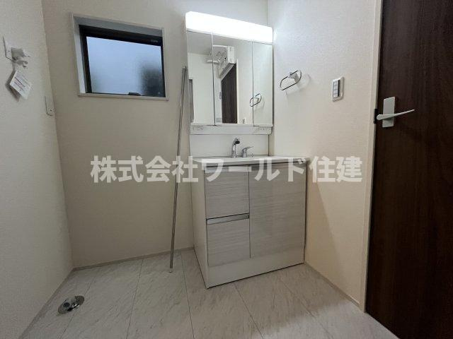 飯能市双柳第6の独立洗面台