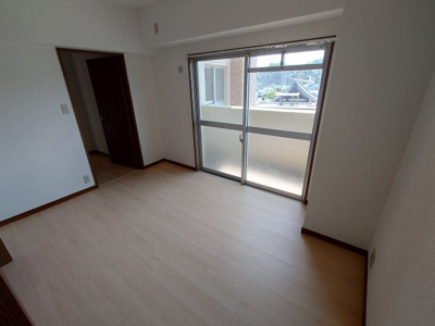 【洋室】 | ホワイトキャッスル若松駅前（C-33）