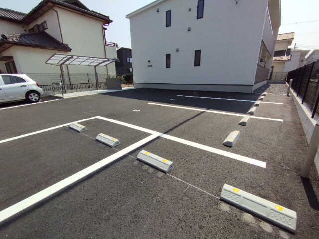 アウローラかけひの駐車場