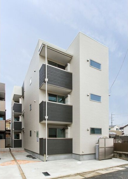 LUXE.STYLE辻町EASTの外観